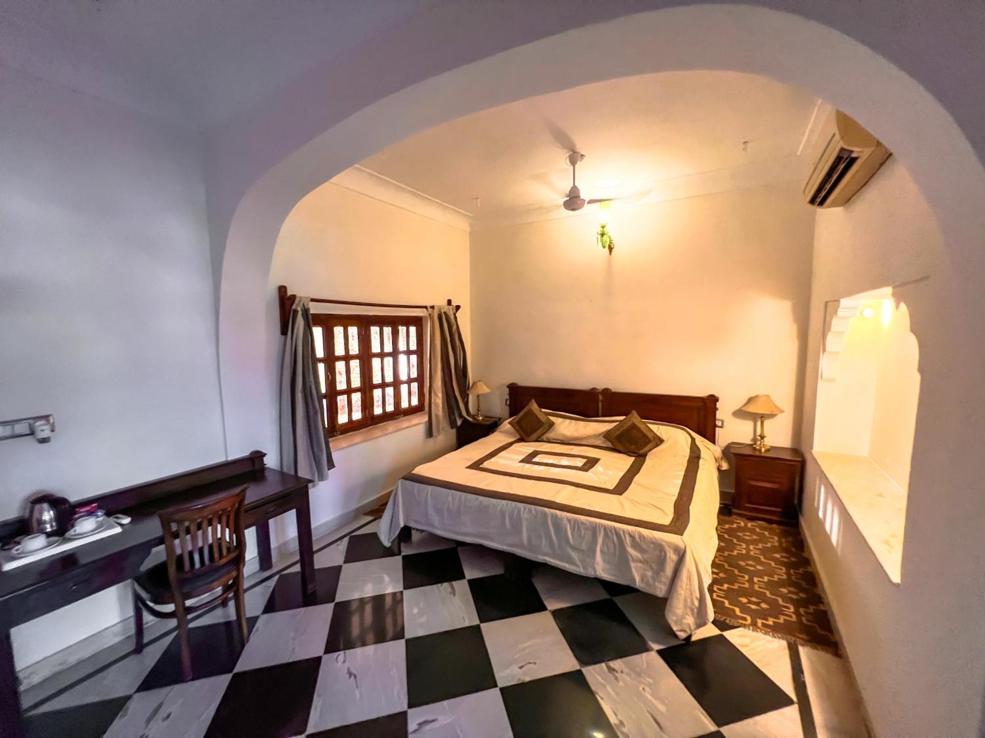Hotel Castle Bijaipur Экстерьер фото